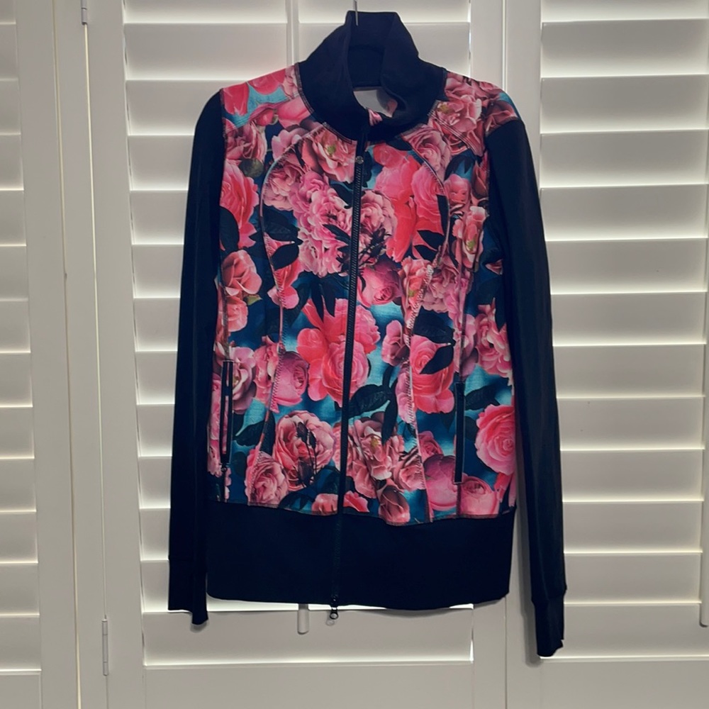 Lululemon flower zip up